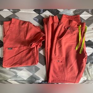 figs scrub set